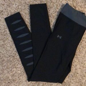 Black and Grey UA leggings